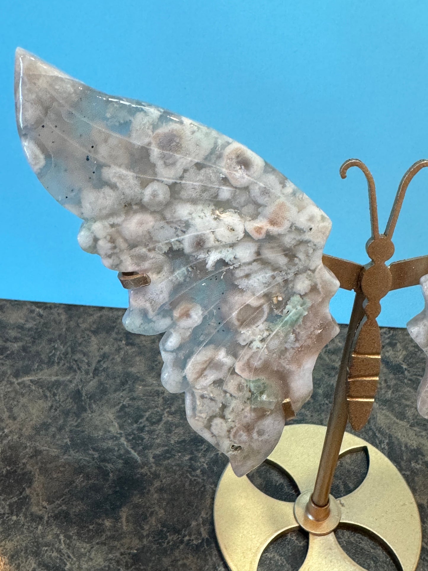 Flower Agate Butterfly Wings on stand (b)