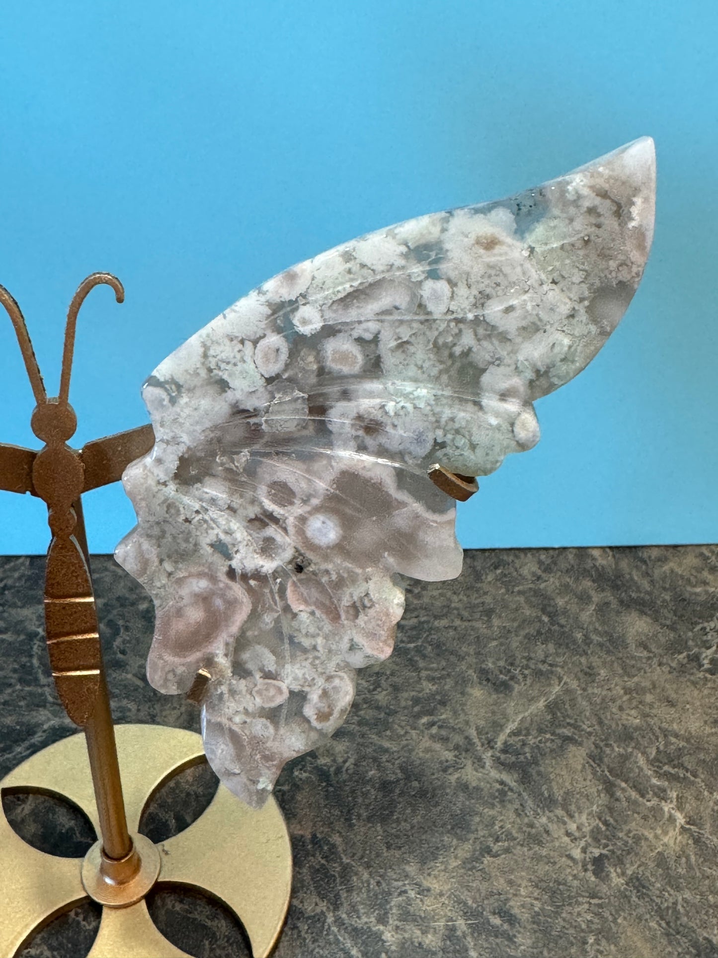 Flower Agate Butterfly Wings on stand (b)