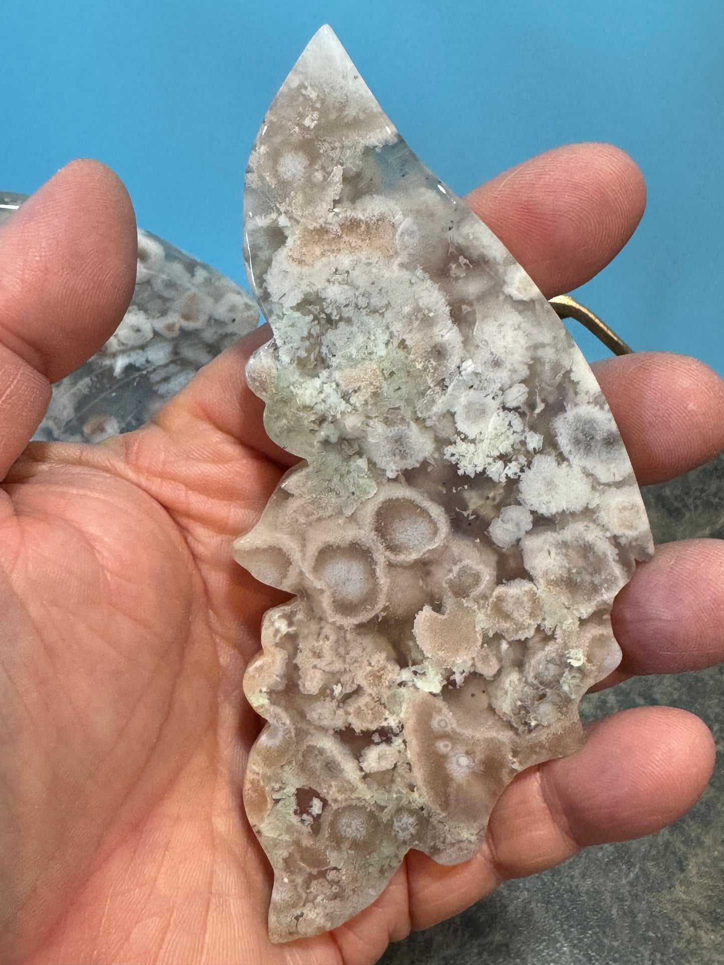 Flower Agate Butterfly Wings on stand (b)